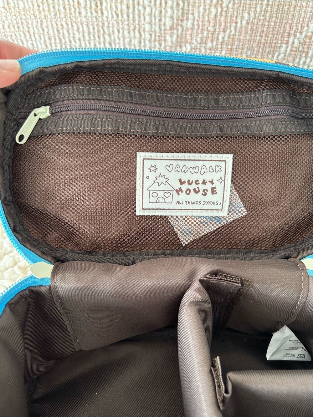 NWT VanWalk The Lucky House Makeup Bag Changeable Dividers Zipper Handle - Picture 8 of 9